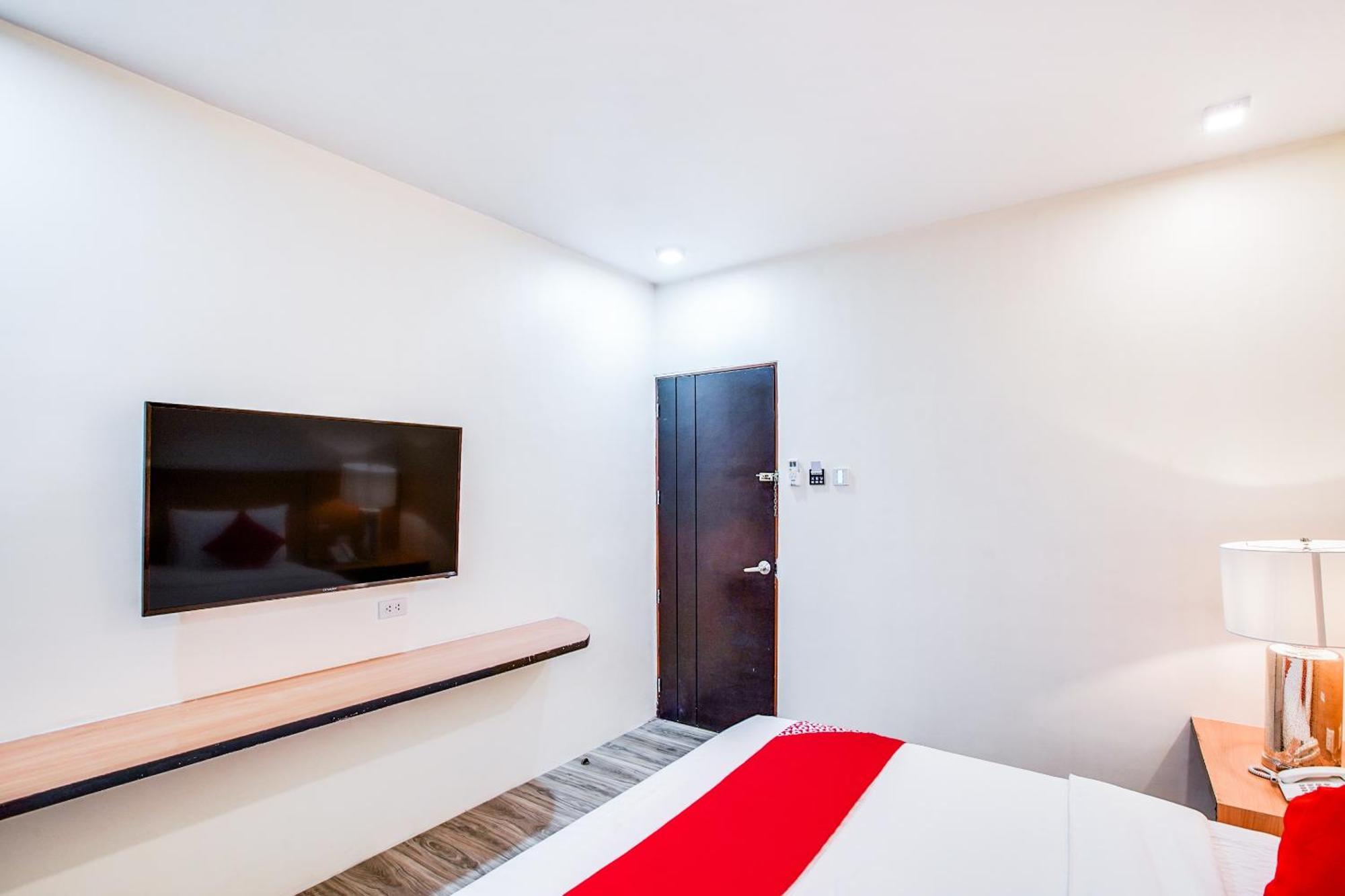 Oyo 489 Casa Mia Hotel Suites General Santos City Extérieur photo